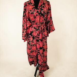 Victoria's Secret Satin Long Robe Black Red Floral Kimono Belted Size Small
